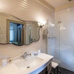 Suite Canal View